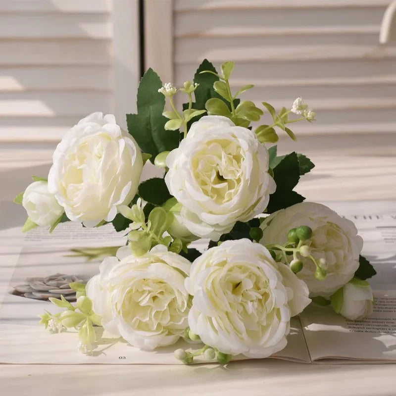 peonias artificiales blancas